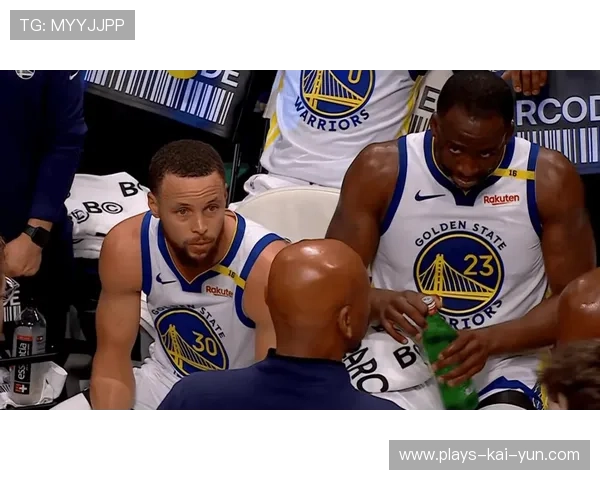 库里面对长臂防守依旧命中三分，勇士球迷狂呼